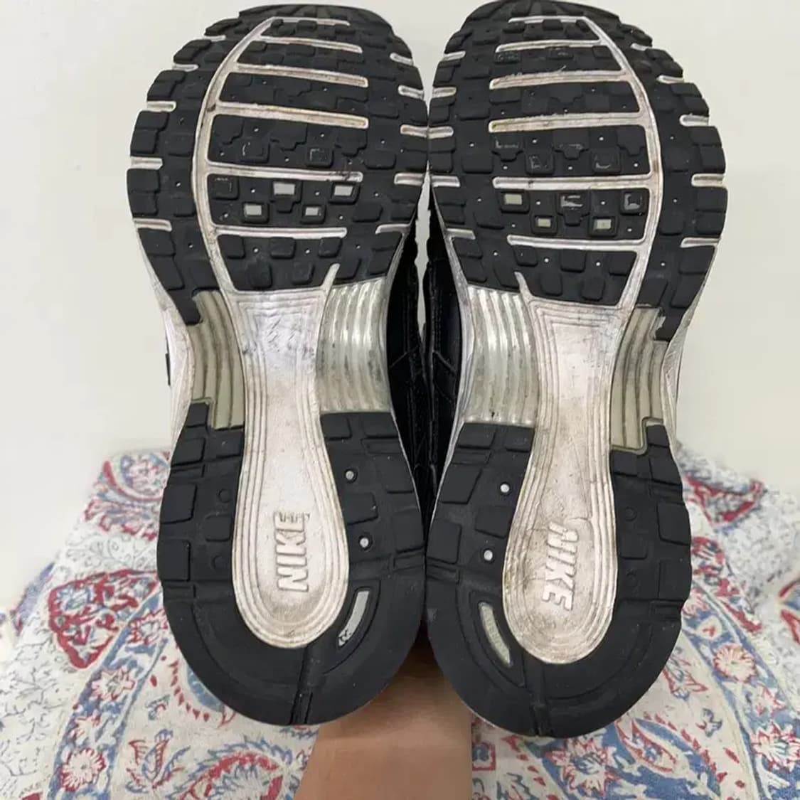 나이키 P-6000 블랙화이트 운동화 신발 280 E00471 상품이미지4