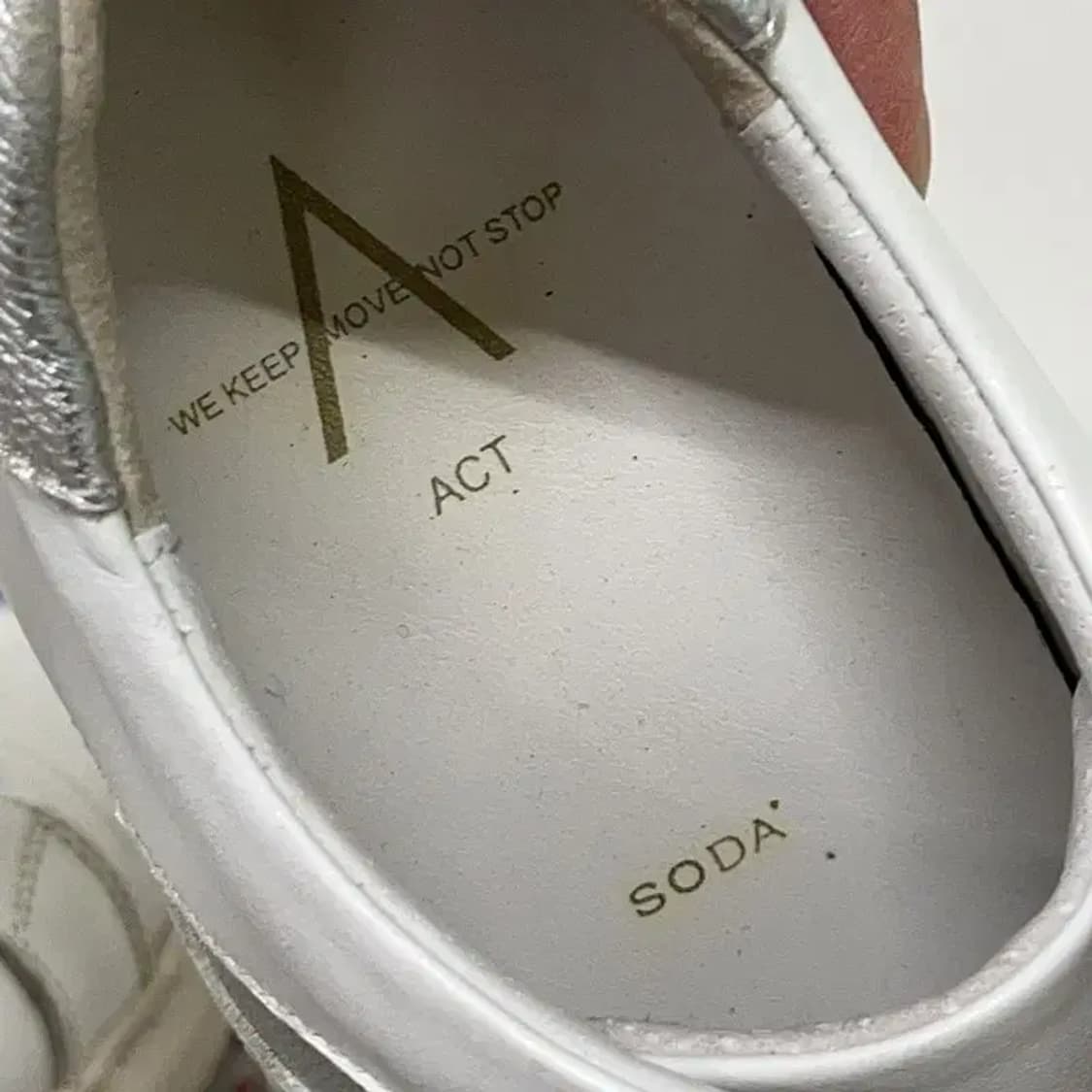 소다 옴므 여성 단화 스니커즈 230 E00476 상품이미지5