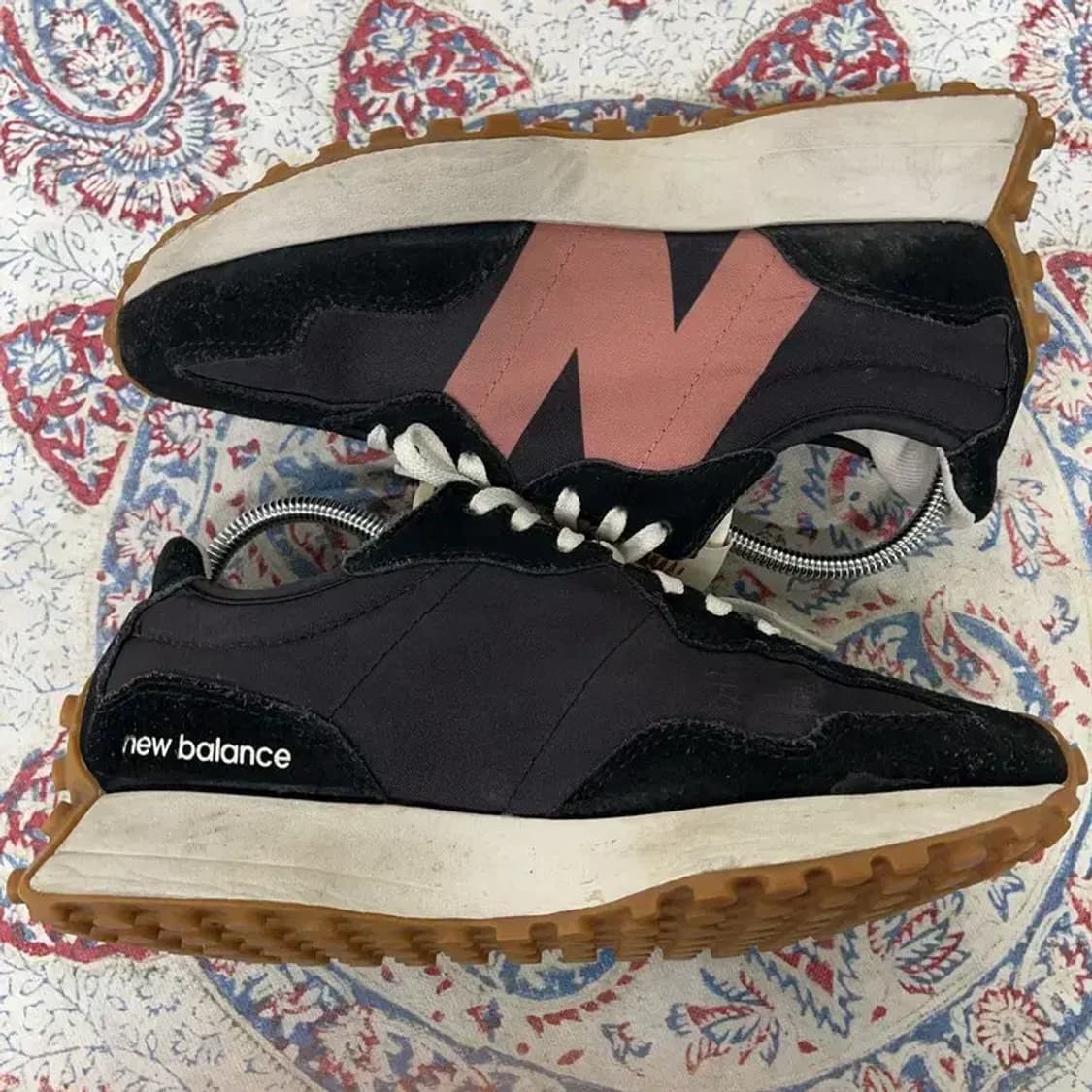 뉴발란스 327 블랙핑크 스니커즈 신발 245 E00486 상품이미지3