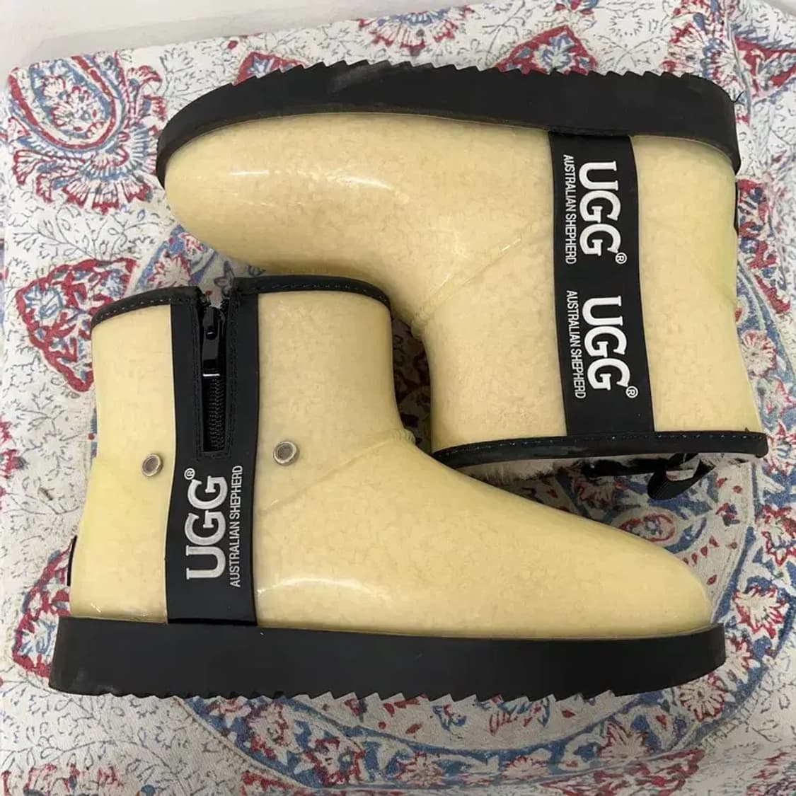 어그 클래식 클리어 어그부츠 EU37 E00513 상품이미지3