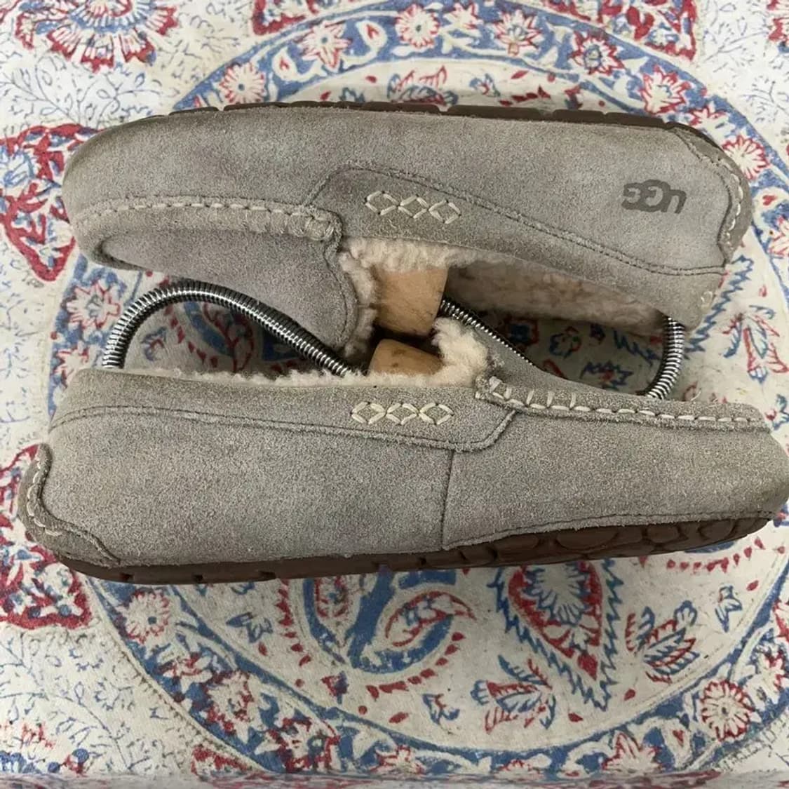 어그 앤슬리 여성로퍼 플랫 그레이 겨울신발 털신발 230 E00516 상품이미지3