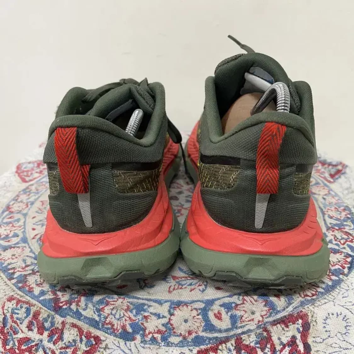 호카오네오네 마파테 스피드 4 트레일 러닝화 280 E00525 상품이미지2