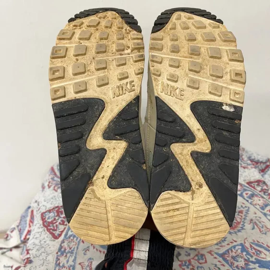 나이키 에어 맥스 90 SE 우먼스 스니커즈 235 E00579 상품이미지4