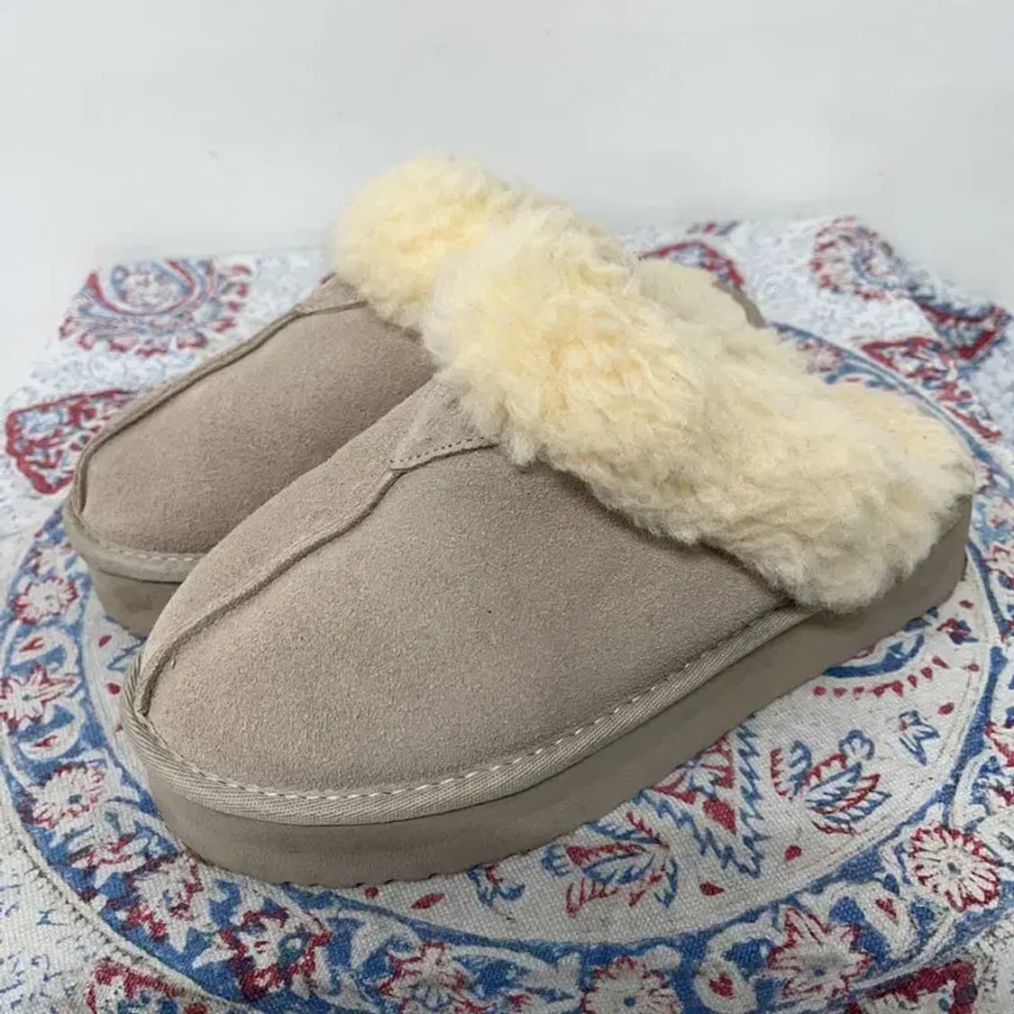 베어파우 여성 양털 슬리퍼 220 E00640 상품이미지1