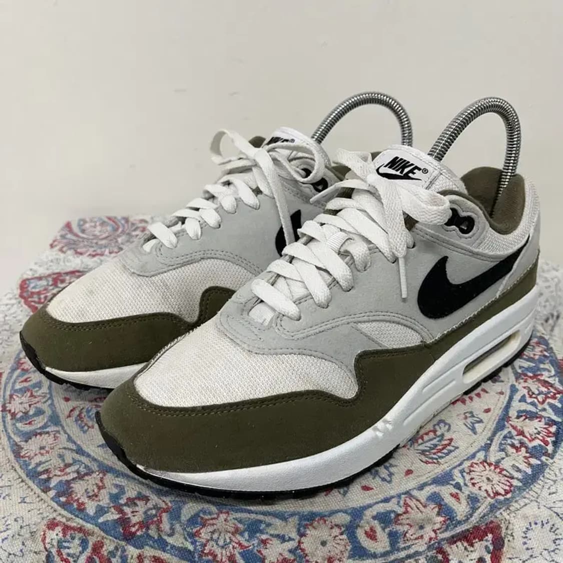 나이키 에어맥스 1 미디움 올리브 스니커즈 운동화 260 E00620 상품이미지1