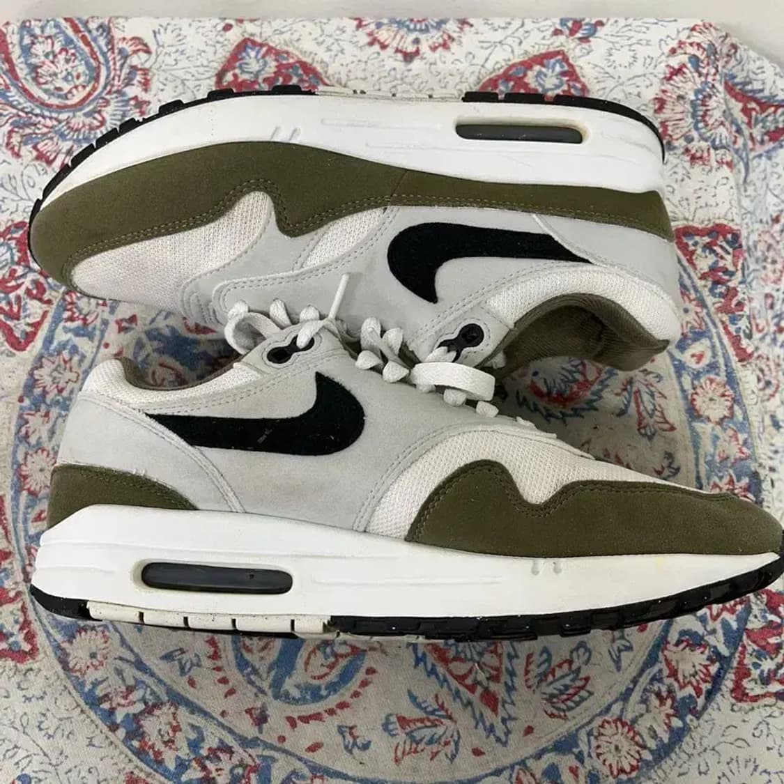 나이키 에어맥스 1 미디움 올리브 스니커즈 운동화 260 E00620 상품이미지3