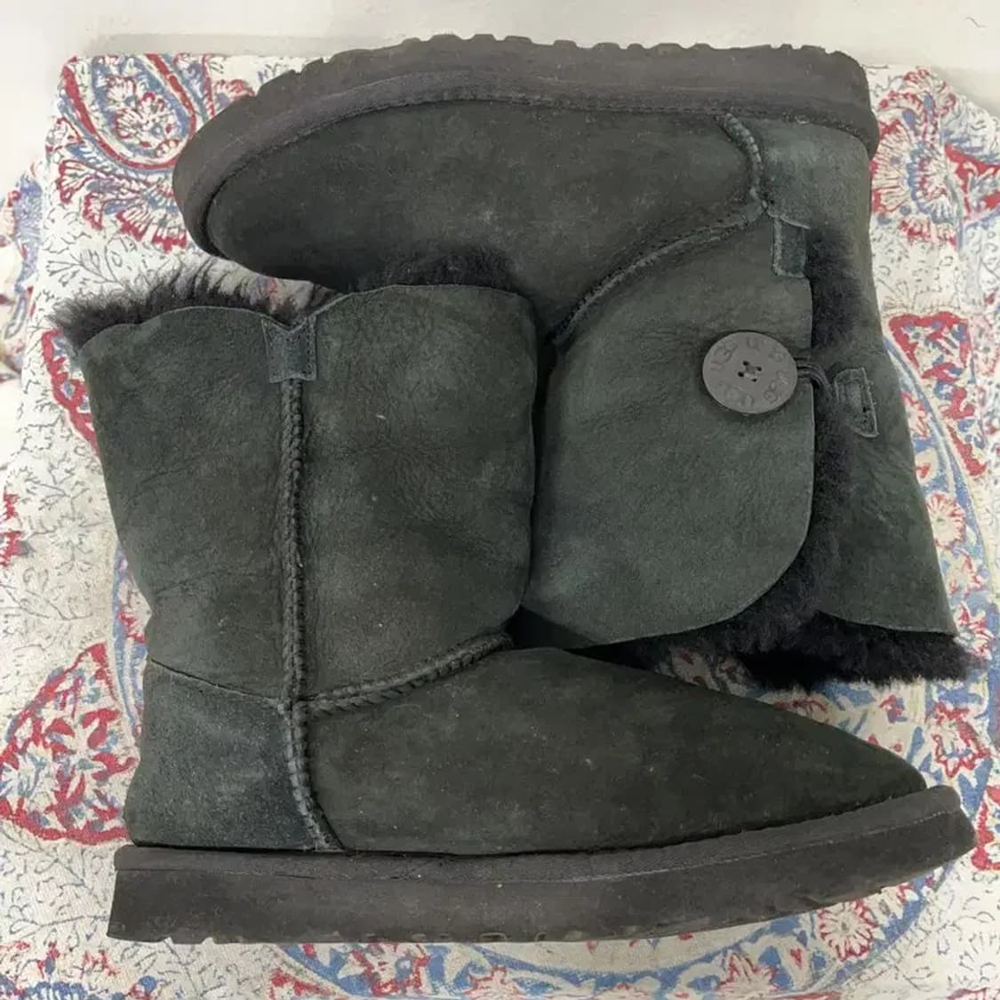 어그 UGG 베일리 버튼 어그부츠 230 E00621 상품이미지3