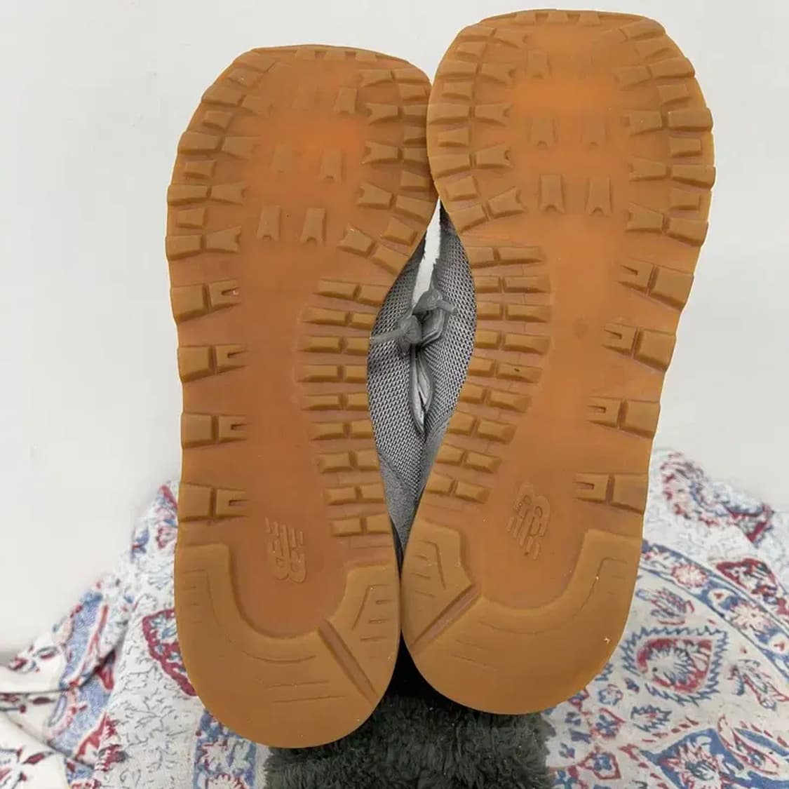 뉴발란스 515 그레이 스니커즈 운동화 260 E00625 상품이미지4