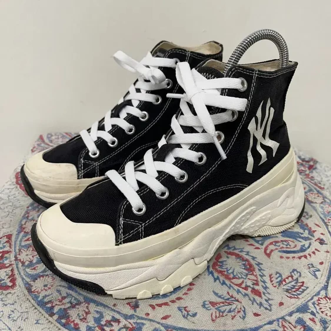 컨버스 청키 하이 뉴욕양키스 스니커즈 운동화 240 E00638 상품이미지1