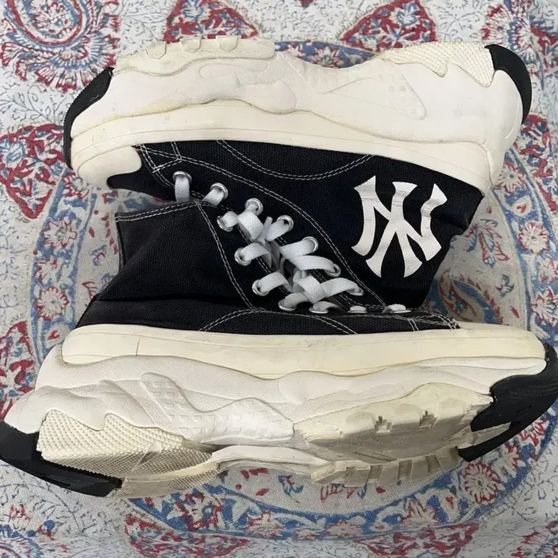 컨버스 청키 하이 뉴욕양키스 스니커즈 운동화 240 E00638 상품이미지3