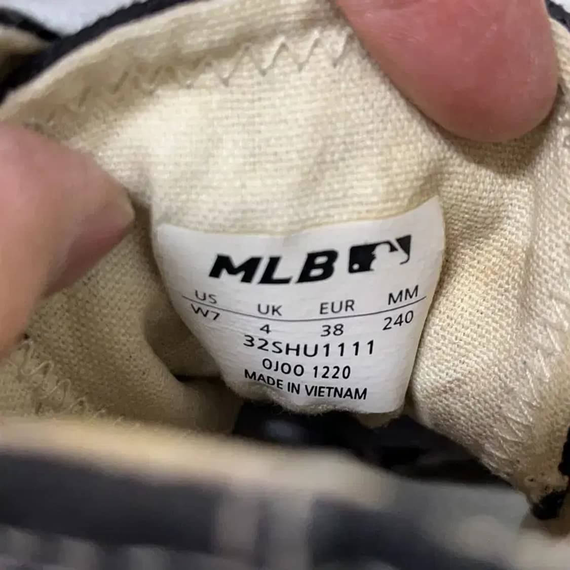 컨버스 청키 하이 뉴욕양키스 스니커즈 운동화 240 E00638 상품이미지5