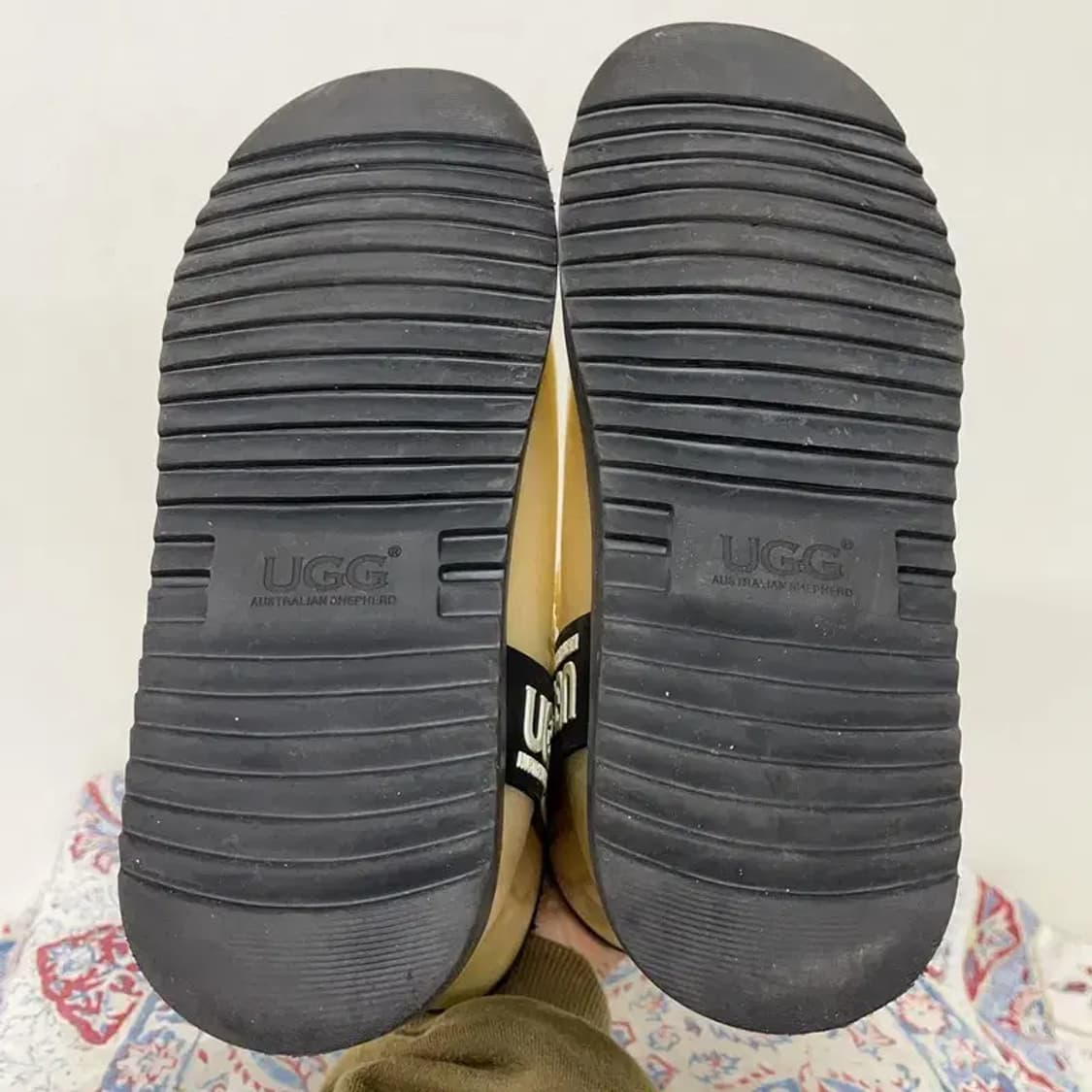 어그 UGG 클래식 클리어 어그부츠 EU37 E00660 상품이미지4