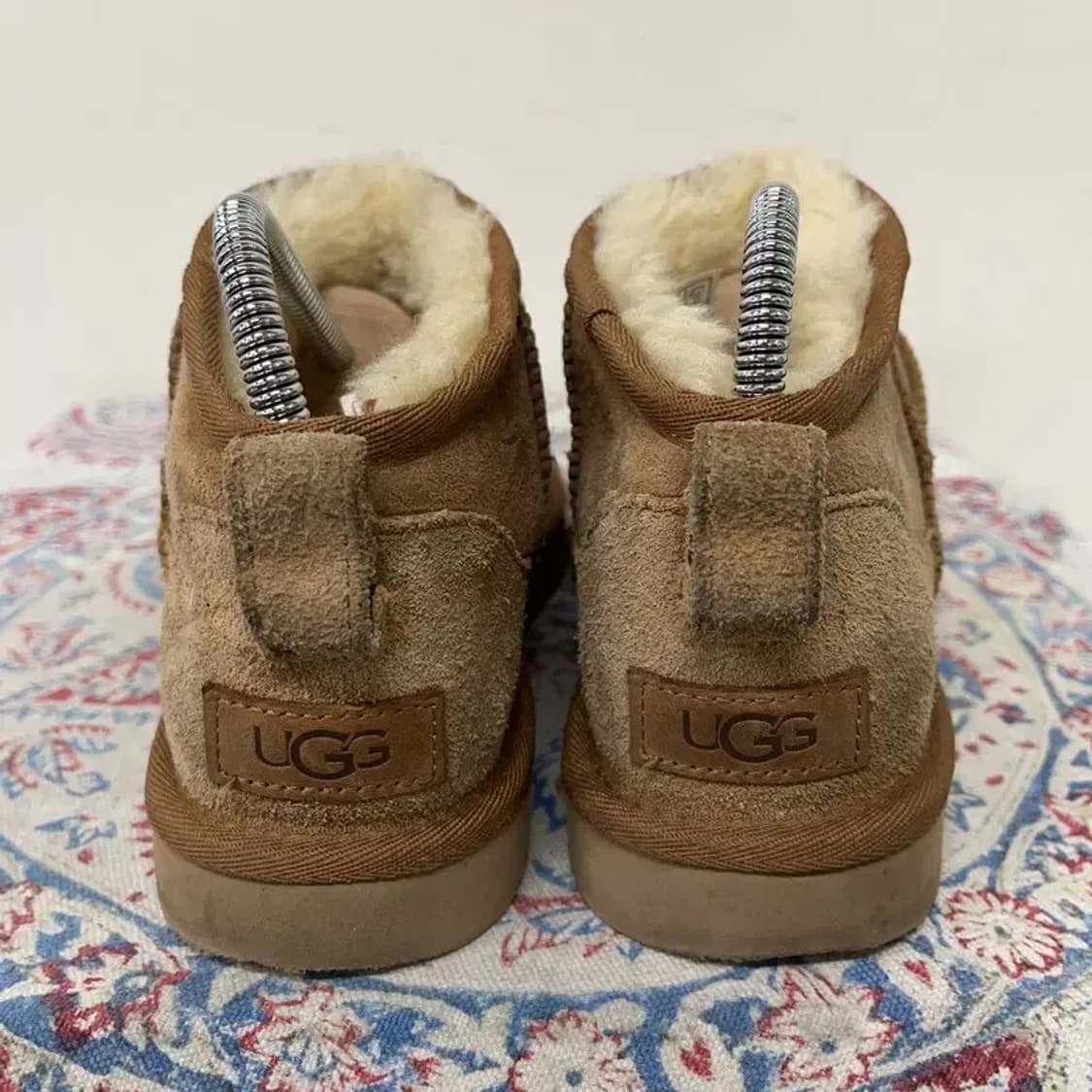 어그 UGG 클래식 울트라 미니 어그부츠 230 E00673 상품이미지2