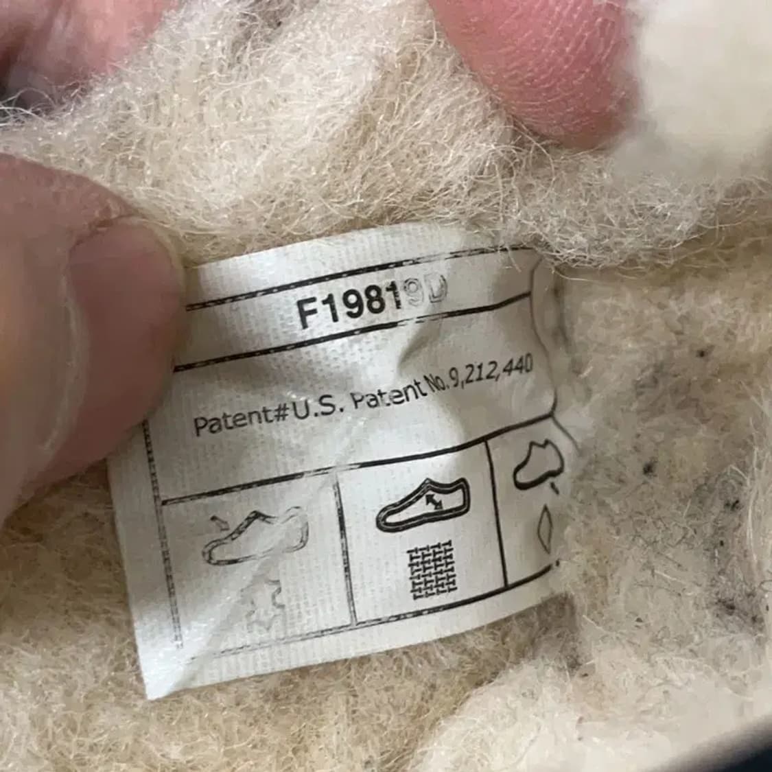 어그  UGG 폼폼 털 슬립온 240 E00729 상품이미지7