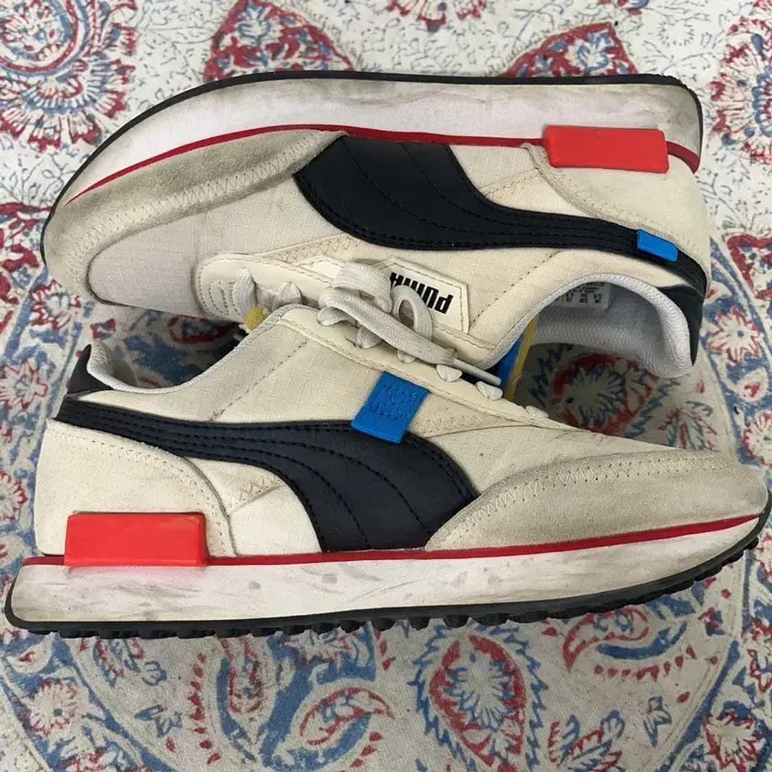 푸마 퓨처 라이더 플레이 온 스니커즈 운동화 225 E00731 상품이미지3