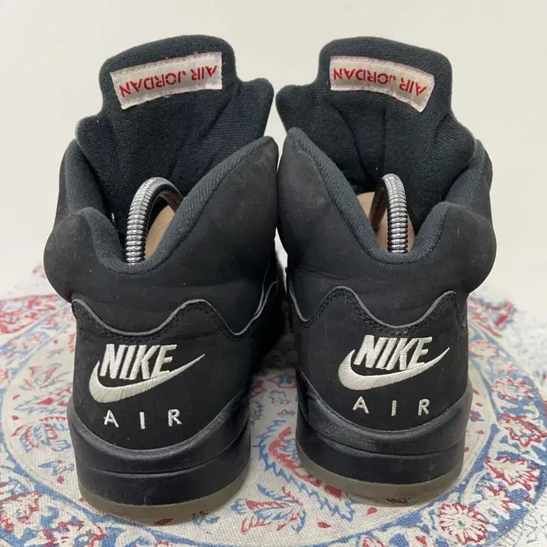 나이키 조던 5 레트로 OG 메탈릭 운동화 255 E00738 상품이미지2