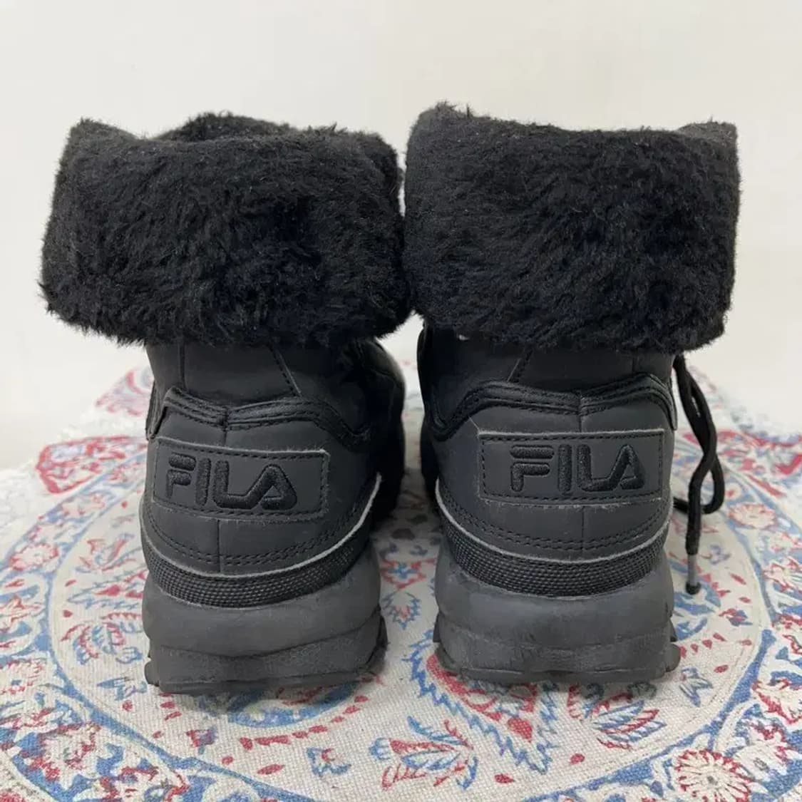 휠라 디스럽터 2 쉐어링 블랙 부츠 방한화 240 E00780 상품이미지2