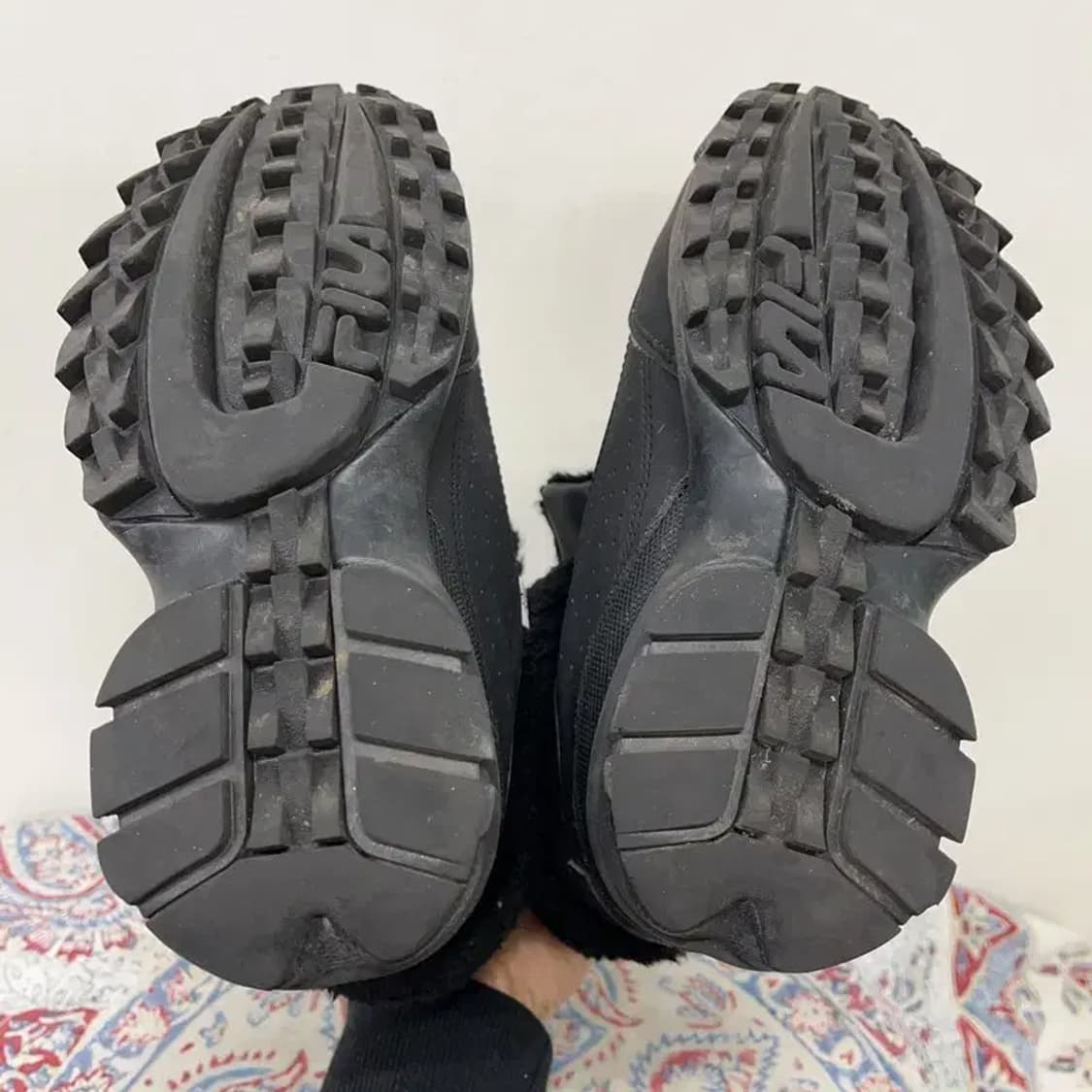 휠라 디스럽터 2 쉐어링 블랙 부츠 방한화 240 E00780 상품이미지4