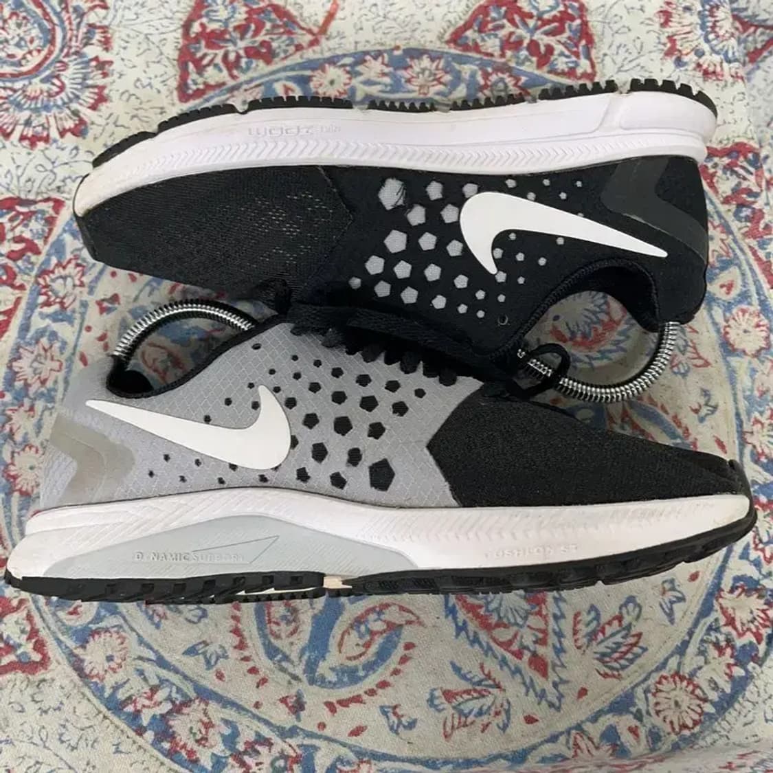 나이키 에어 줌 스팬 W 블랙 화이트 운동화 235 E00769 상품이미지3