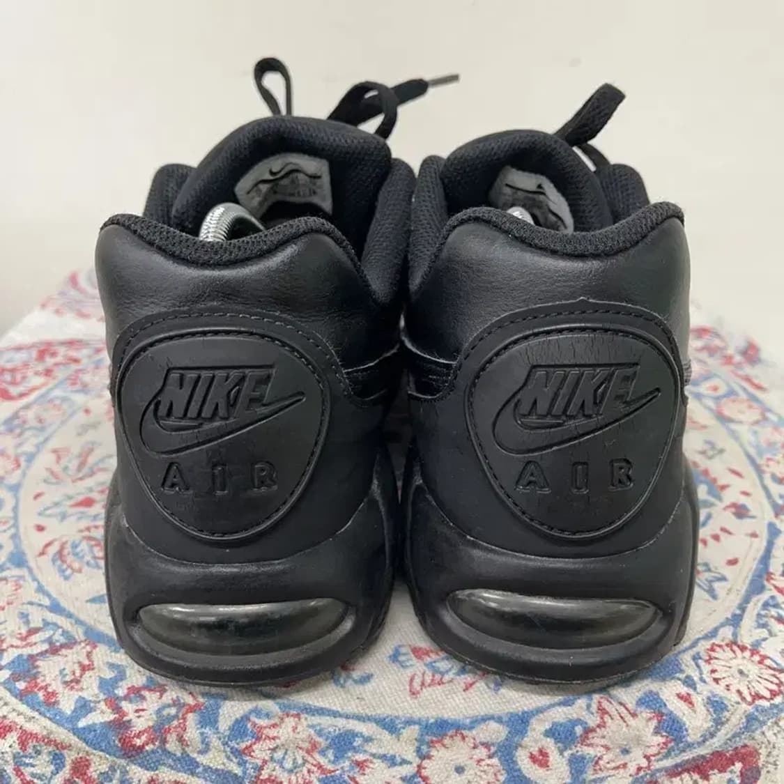 나이키 에어 맥스 IVO 가죽 올블랙 스니커즈 운동화 280 E00770 상품이미지2