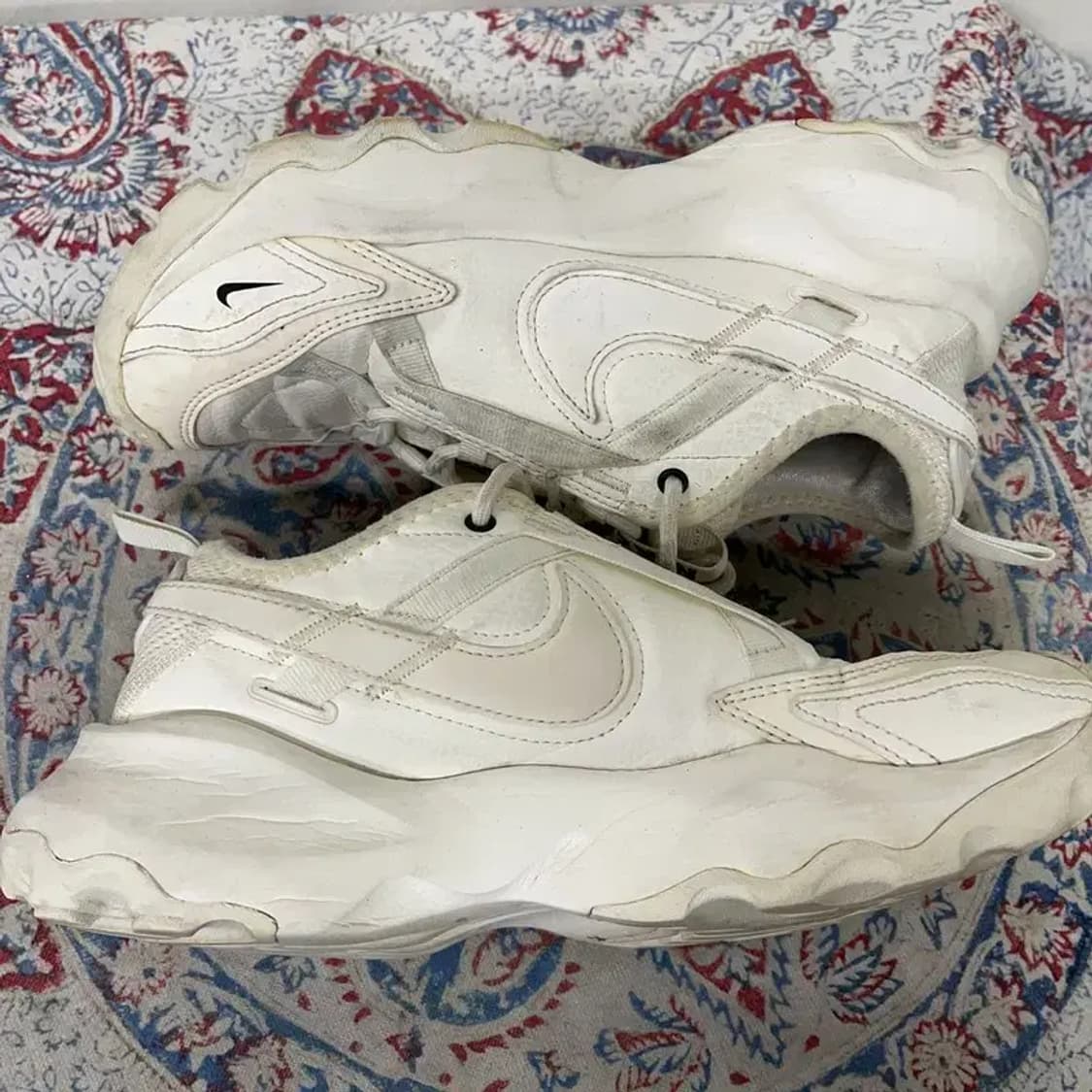 나이키 TC 7900 스니커즈 써밋 화이트 운동화 250 E00784 상품이미지3