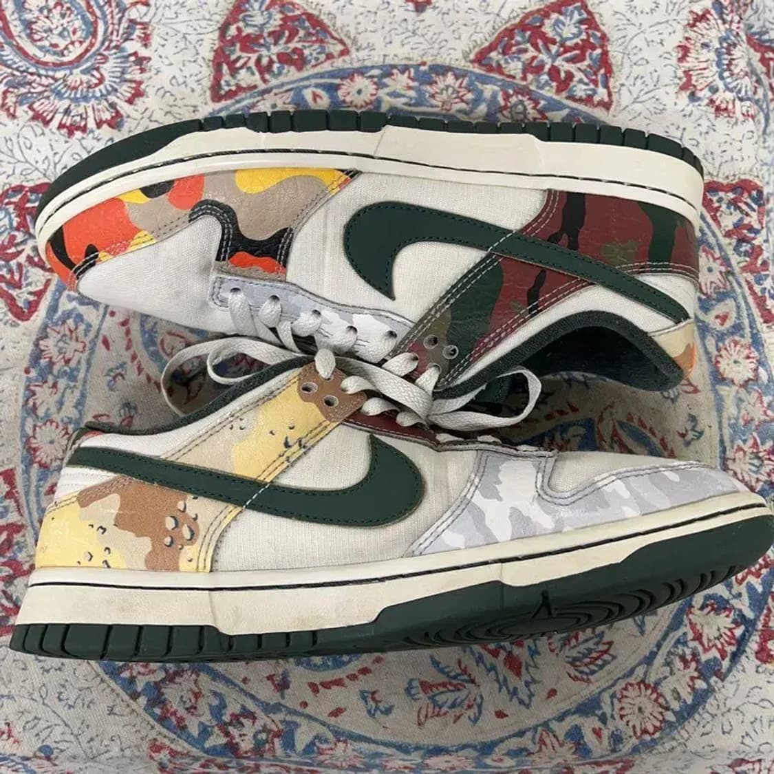 나이키 덩크 로우 멀티카모 스니커즈 255 E00789 상품이미지3