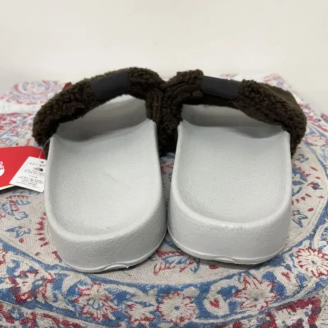 노스페이스 화이트라벨 캠프 플리스 슬리퍼 240 E00813 상품이미지2