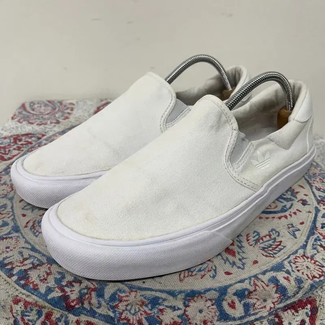 아디다스 코트레일리 슬립온 스니커즈 270 E00800 상품이미지1