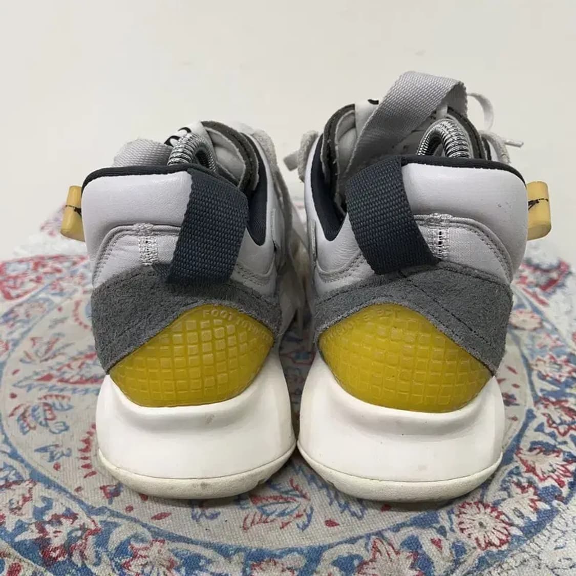 나이키 조던 MA2 바스트 그레이 스니커즈 농구화 235 E00826 상품이미지2