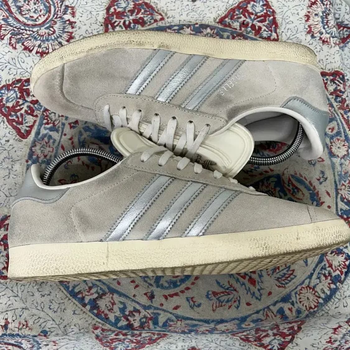 아디다스 가젤 클라우드 화이트 실버 메탈릭 스니커즈 260 E00830 상품이미지3