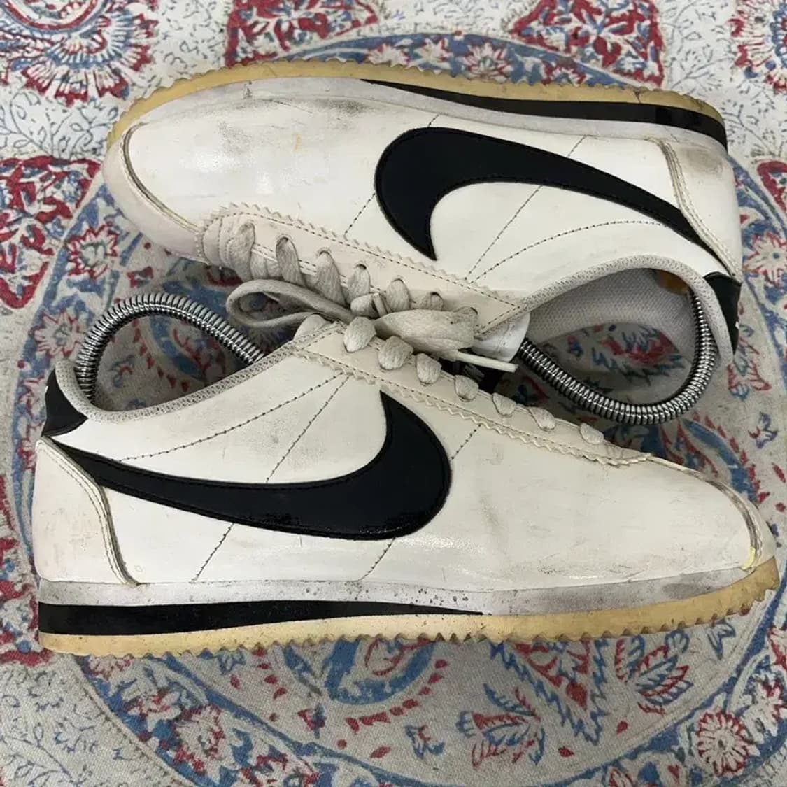 나이키 코르테즈 흰검 스니커즈 신발 230 E00837 상품이미지3