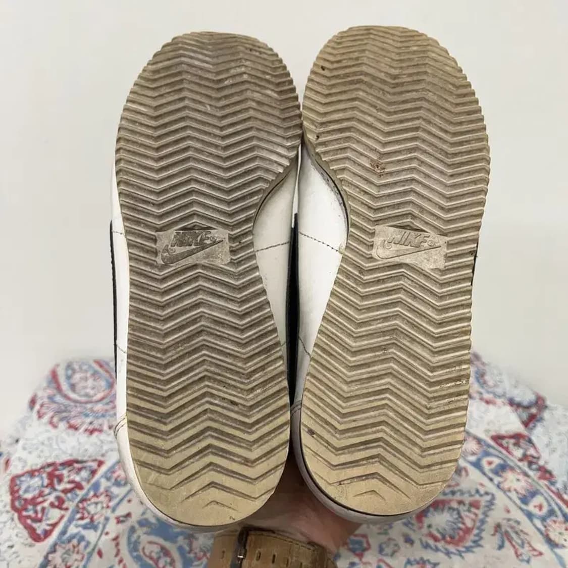 나이키 코르테즈 흰검 스니커즈 신발 230 E00837 상품이미지4