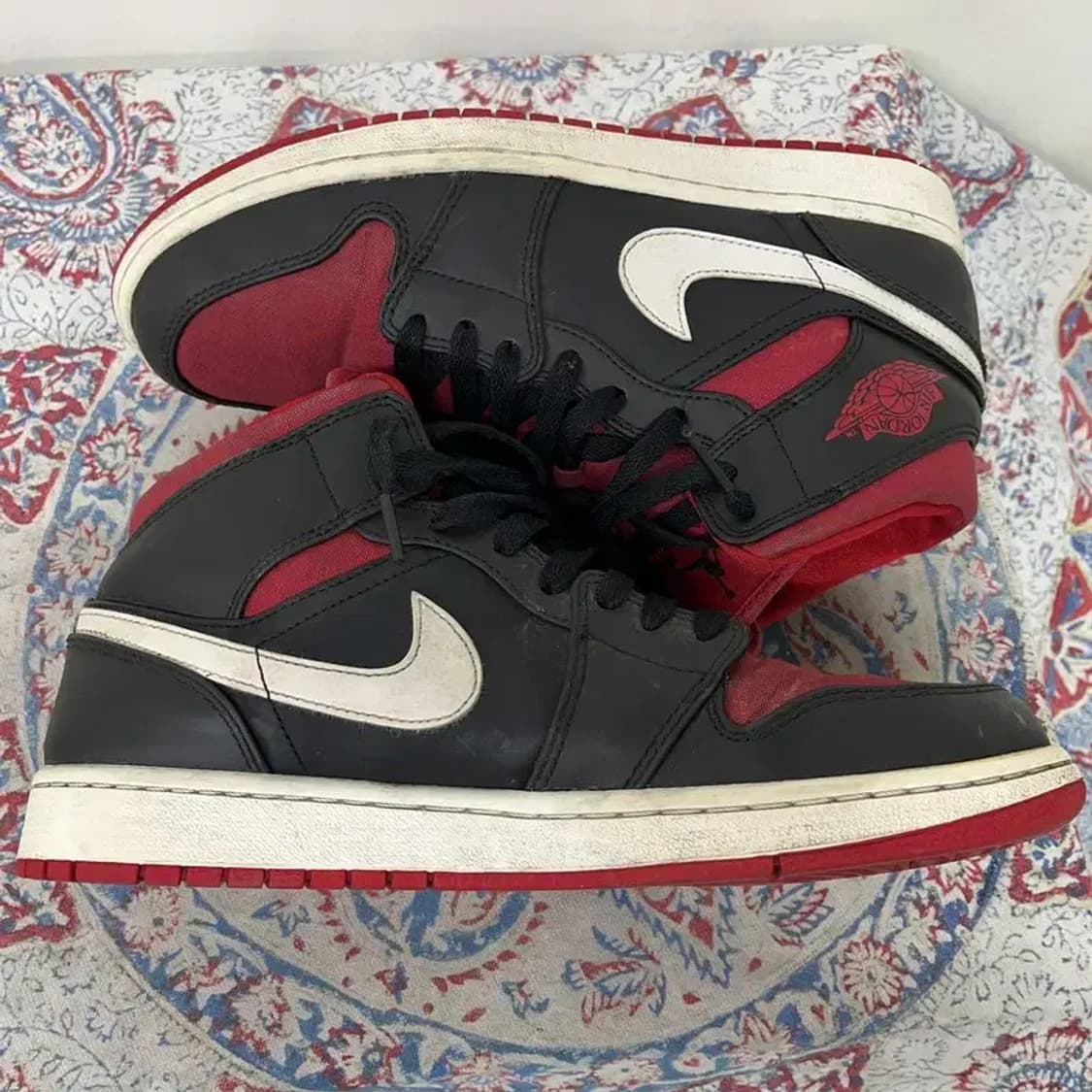 나이키 에어조던 1 미드 짐레드 스니커즈 270 E00839 상품이미지3