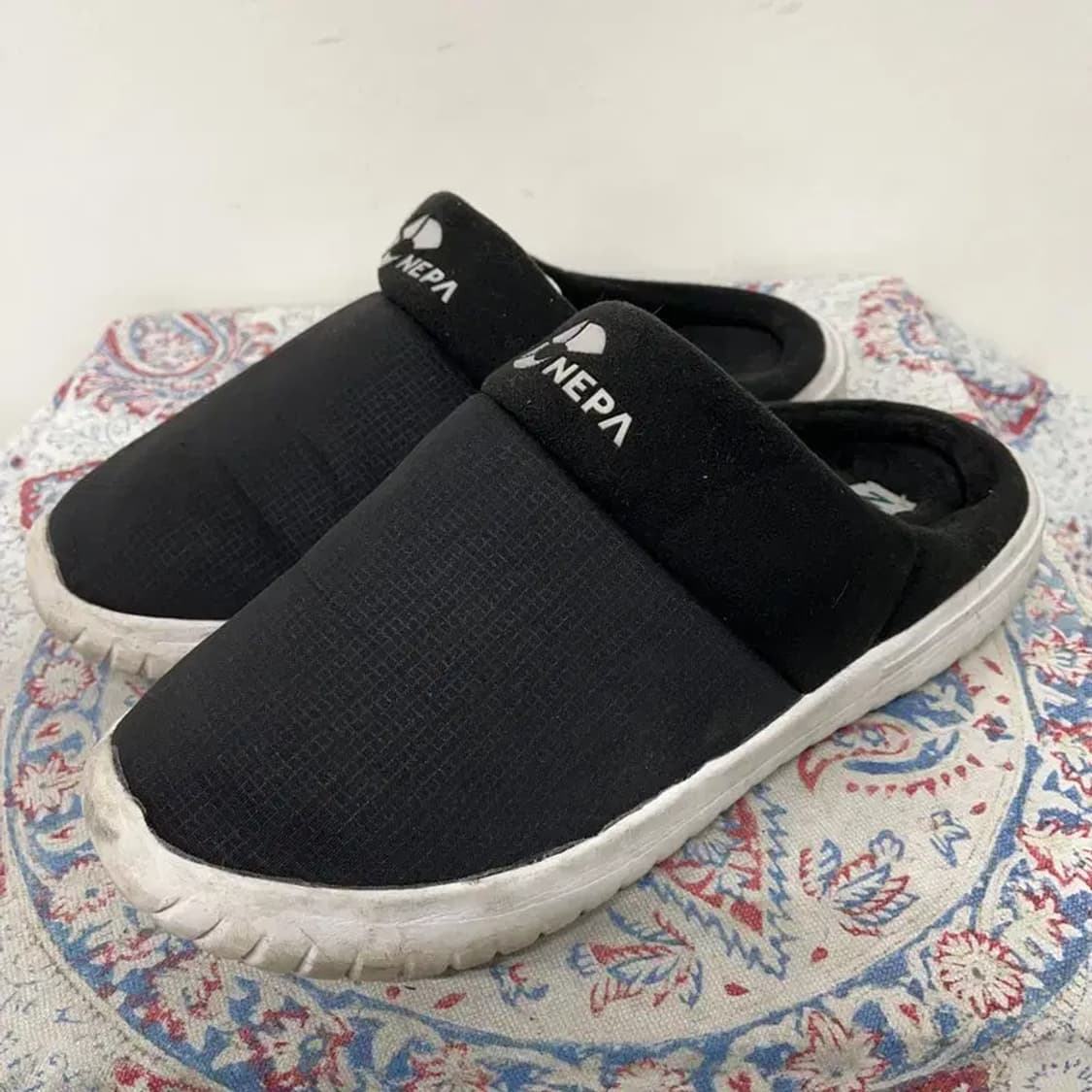 네파 아웃도어 방한 슬리퍼 털슬리퍼 270 E00880 상품이미지1