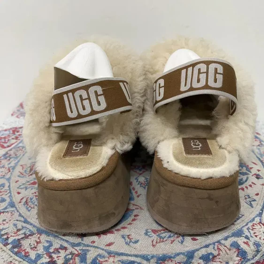 UGG 펀케트 슬라이드 체스트넛 230 E00864 상품이미지2