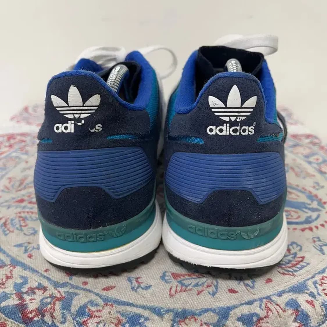 아디다스 오리지널 ZX 700 운동화 스니커즈 260 E00857 상품이미지2