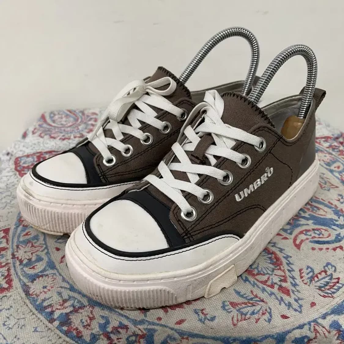 엄브로 토비 플라이트 스니커즈 230 E00868 상품이미지1