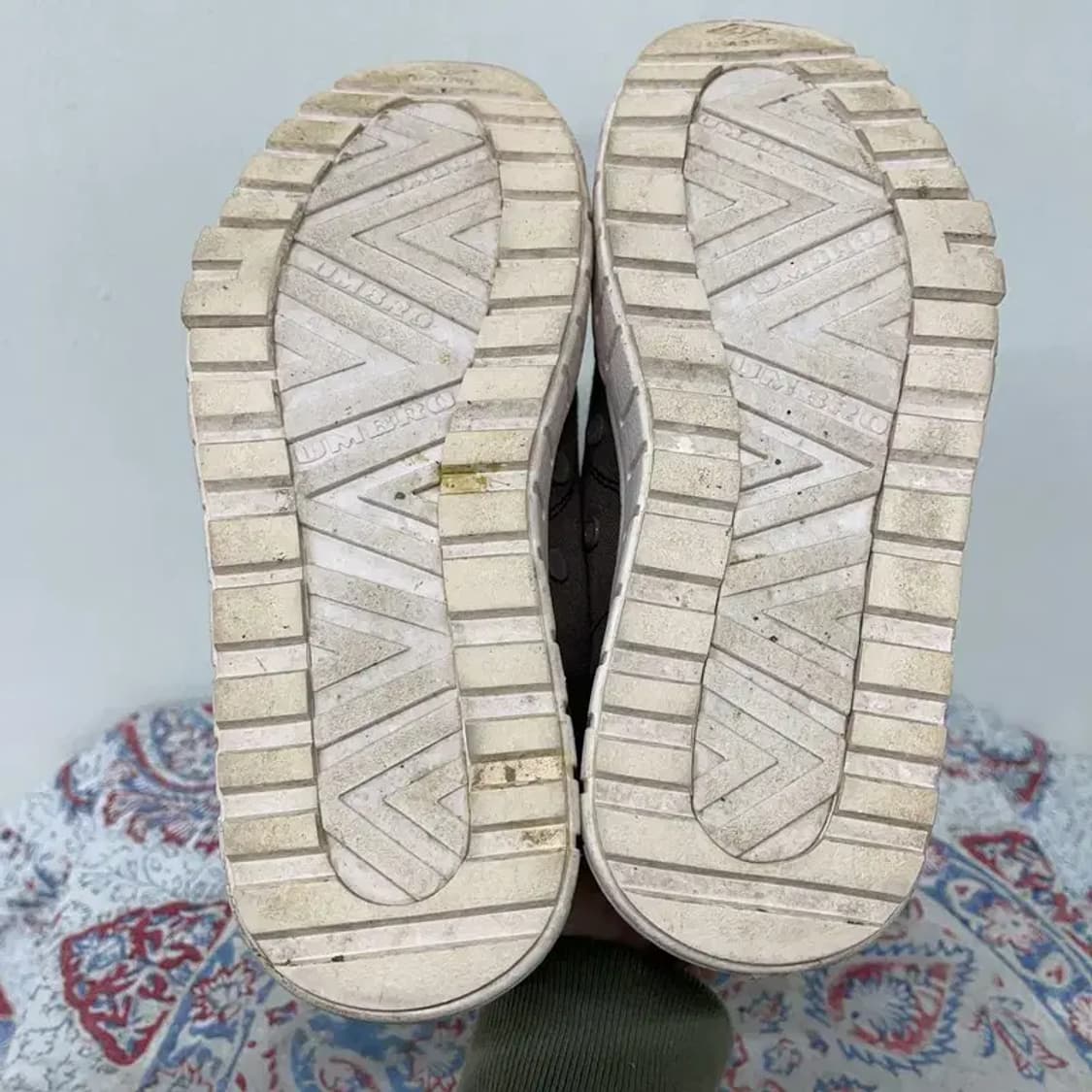 엄브로 토비 플라이트 스니커즈 230 E00868 상품이미지4