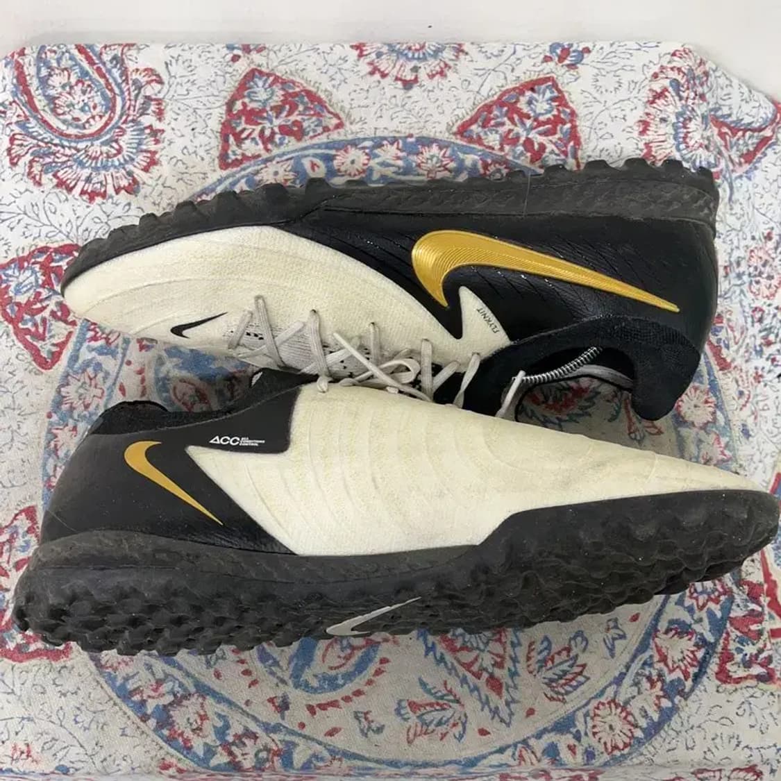 나이키 팬텀 GX 2 프로 TF 풋살화 300 E00869 상품이미지3