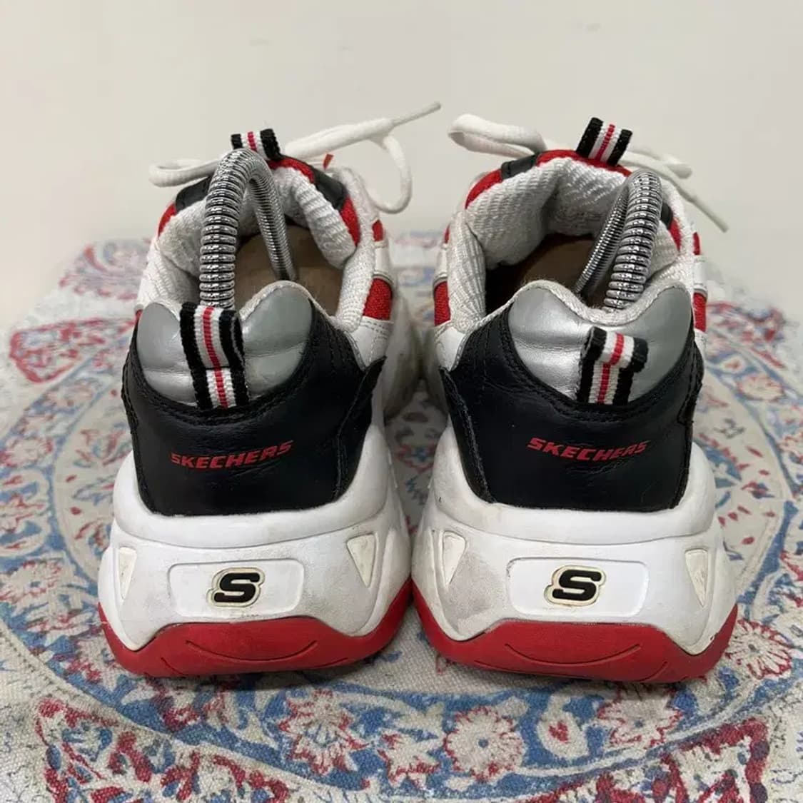 스케쳐스 딜라이트 3 운동화 어글리슈즈 240 E00871 상품이미지2