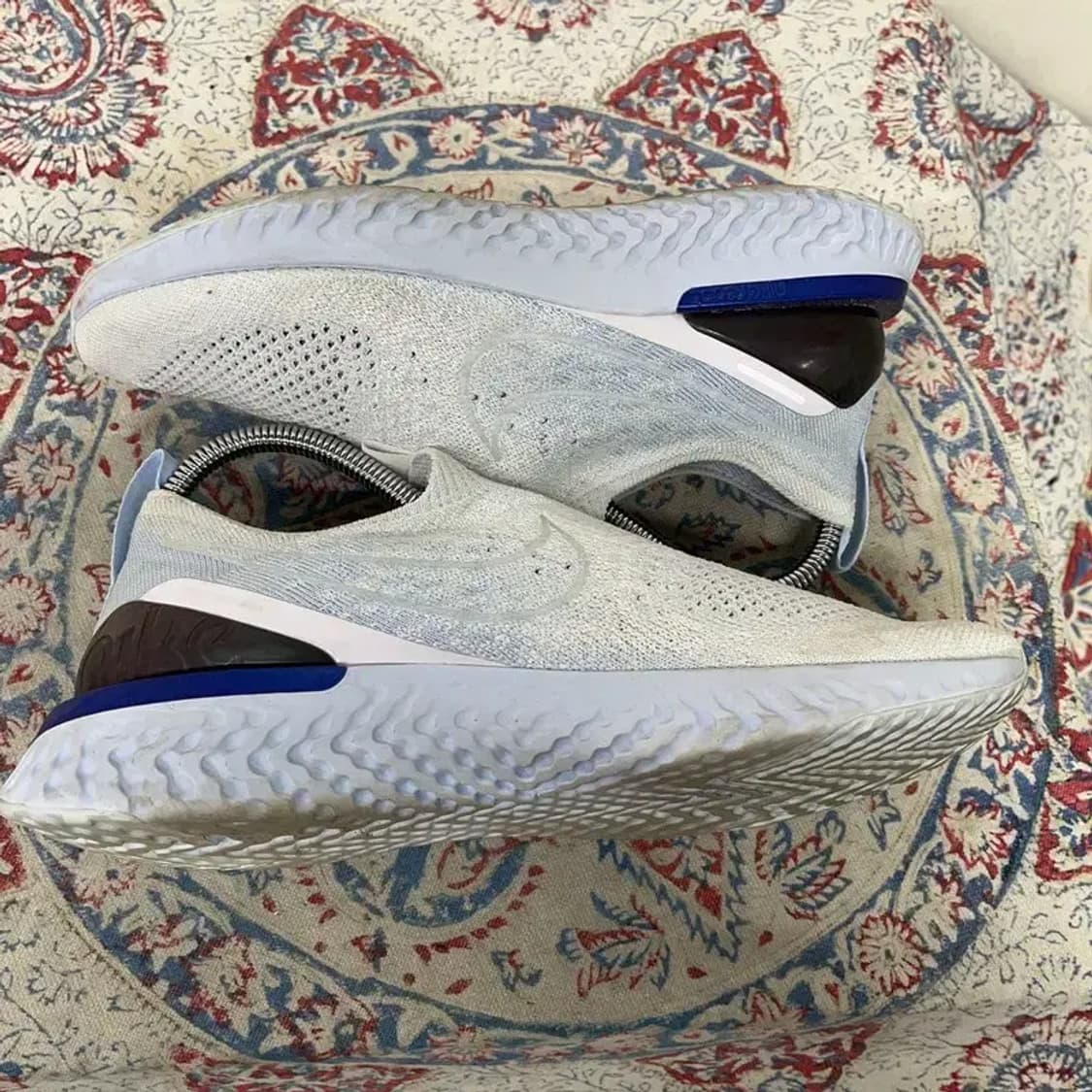 나이키 에픽 팬텀 리액트 플라이니트 운동화 240 E00878 상품이미지3