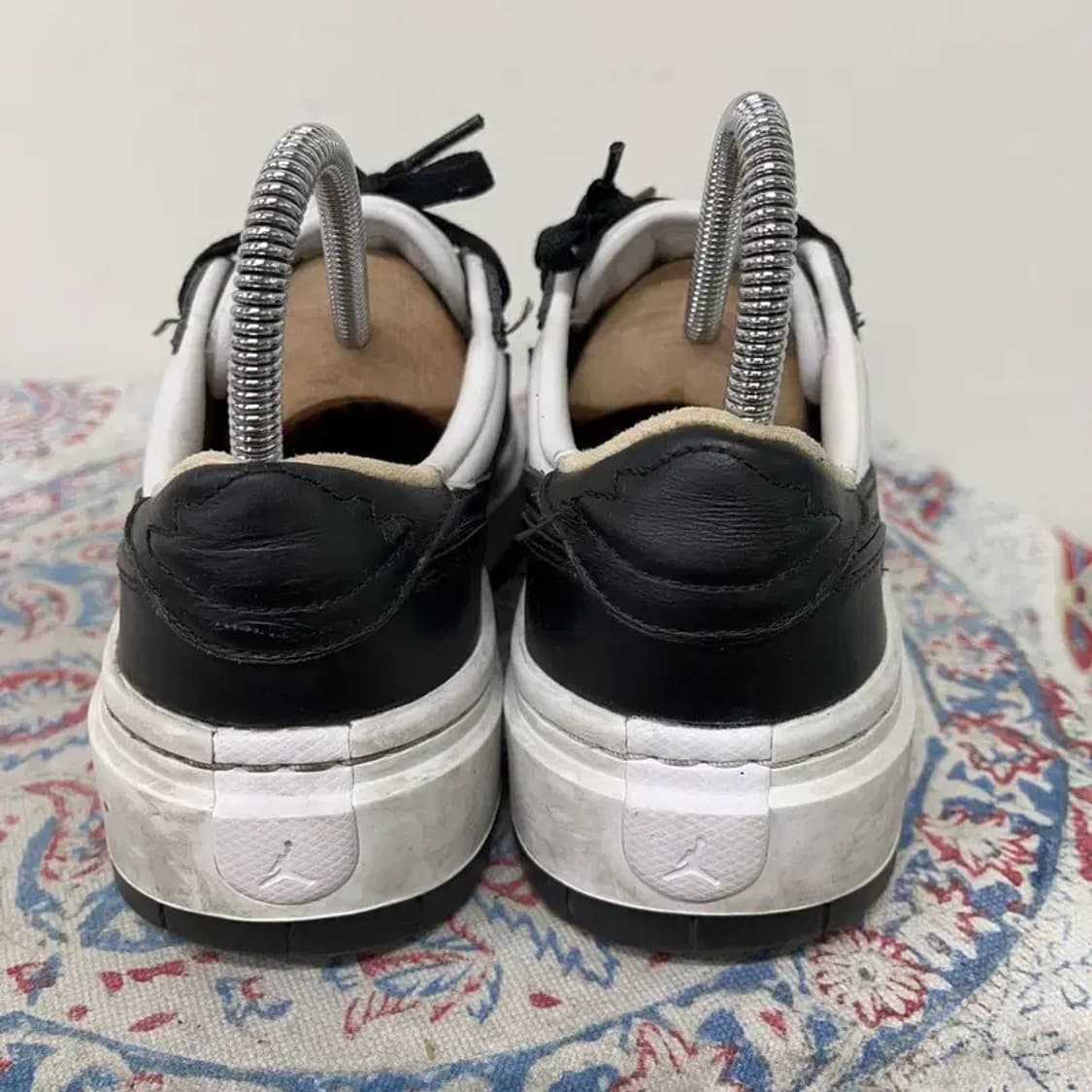 나이키 우먼스 에어조던1 엘리베이트 로우 스니커즈 240 E00888 상품이미지2