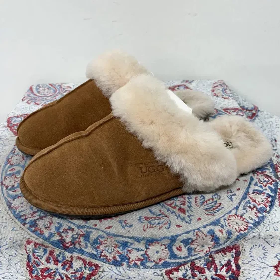 어그 UGG 스케페트 체스넛 슬리퍼 털슬리퍼 260 E00892 상품이미지1
