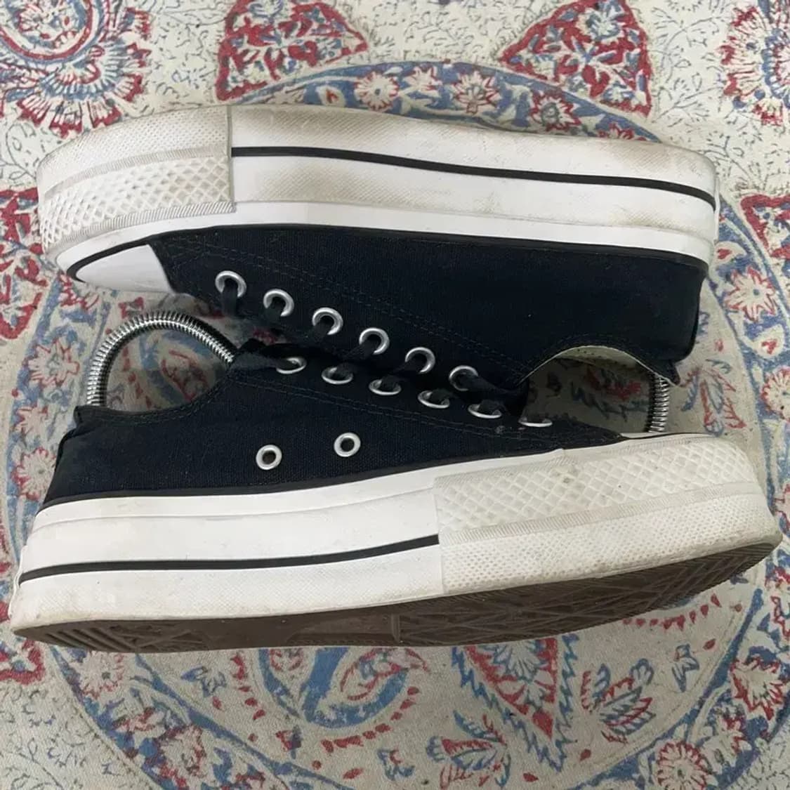 컨버스 척테일러 올스타 리프트 스니커즈 230 E00944 상품이미지3