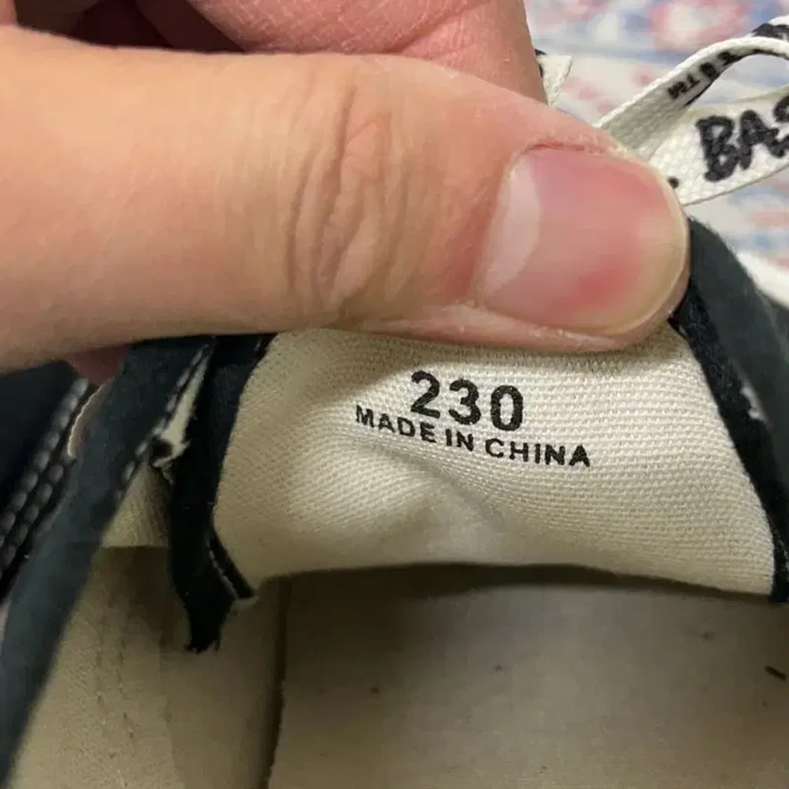 장미쉘바스키아 블랙 스니커즈 230 E00956 상품이미지6