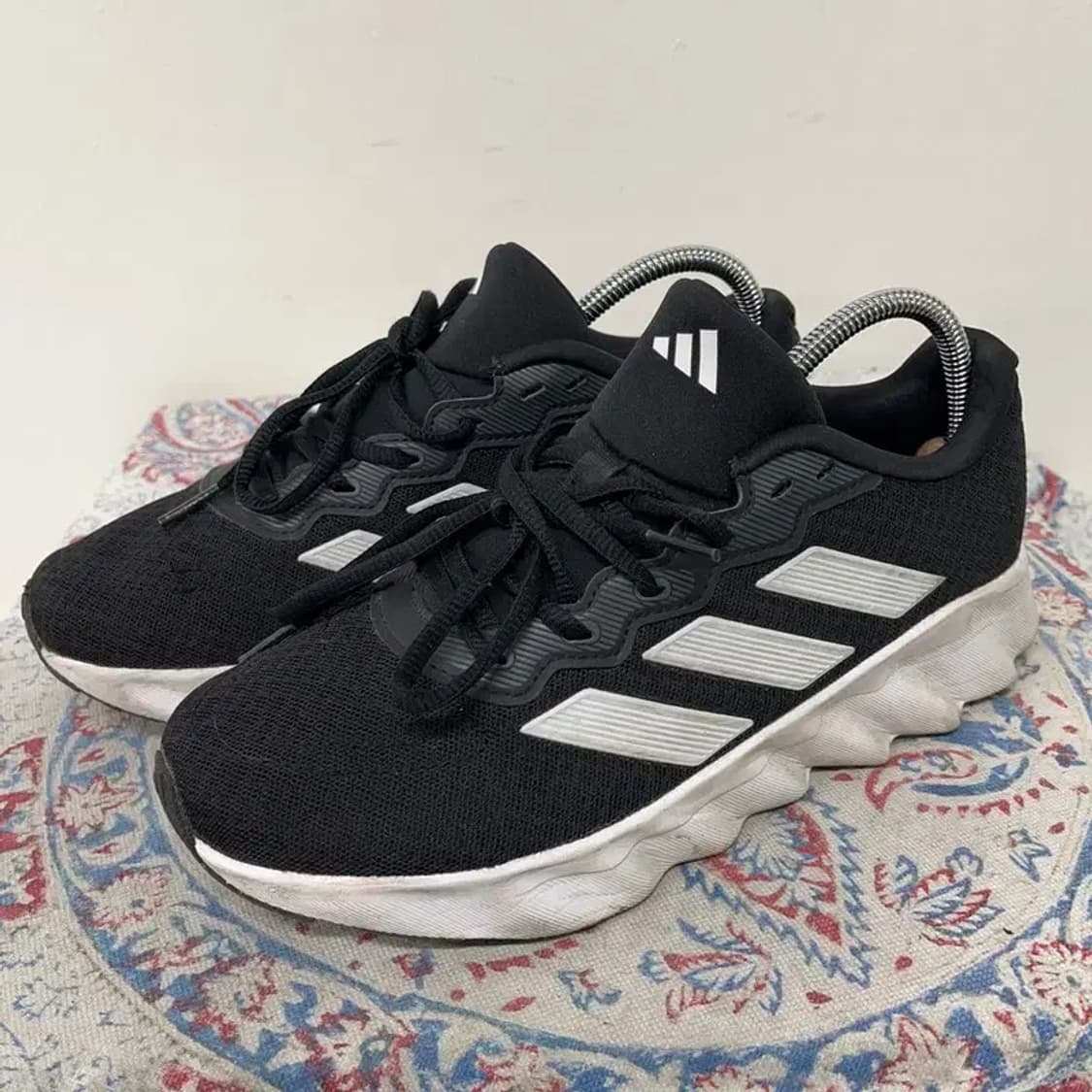 아디다스 스위치 무브 러닝화 운동화 240 E00961 상품이미지1