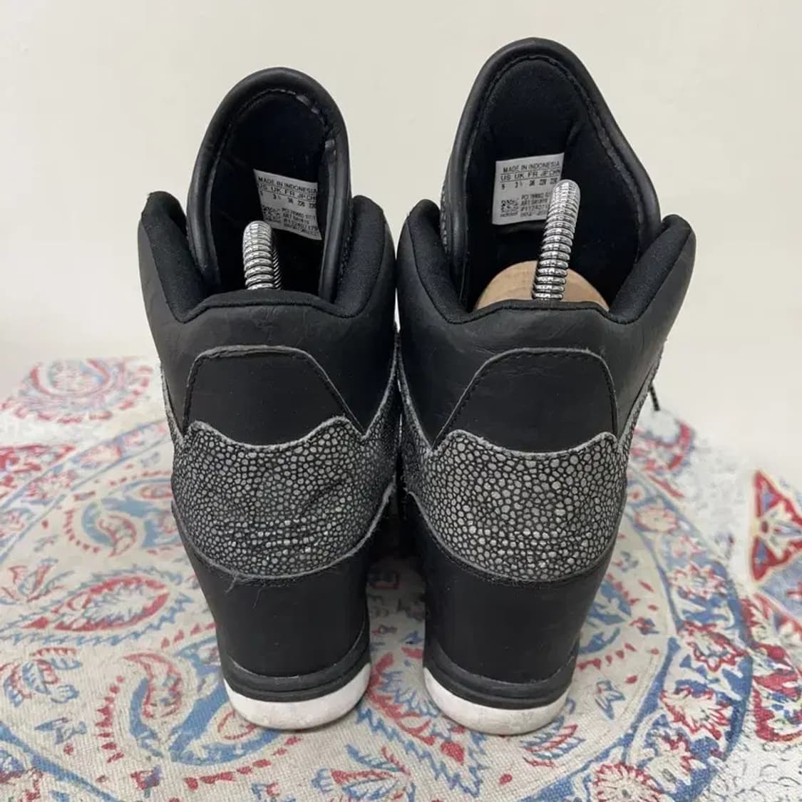 아디다스 애티튜드 업 스니커즈 하이 신발 220 E00969 상품이미지2