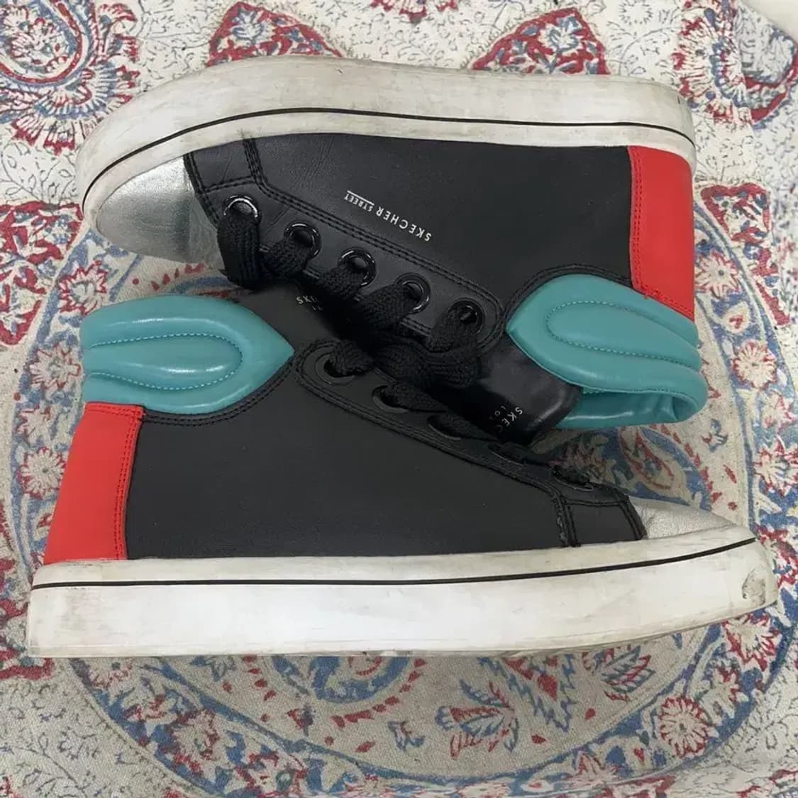 스케쳐스 하이라이츠 하이탑 스니커즈 240 E00975 상품이미지3