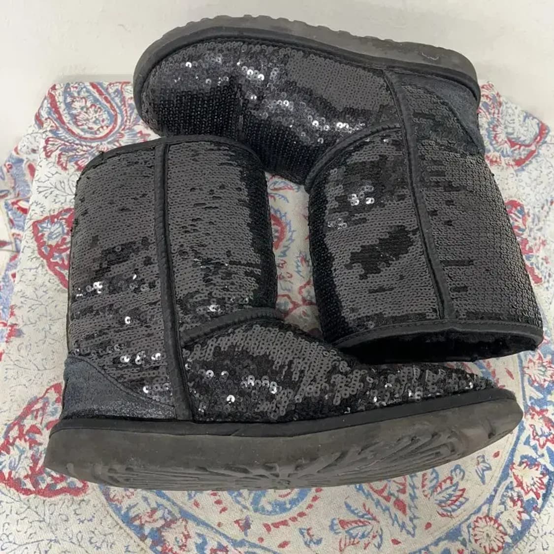 UGG 클래식 숏 스팽글 세퀸부츠 어그부츠 230 E01002 상품이미지3