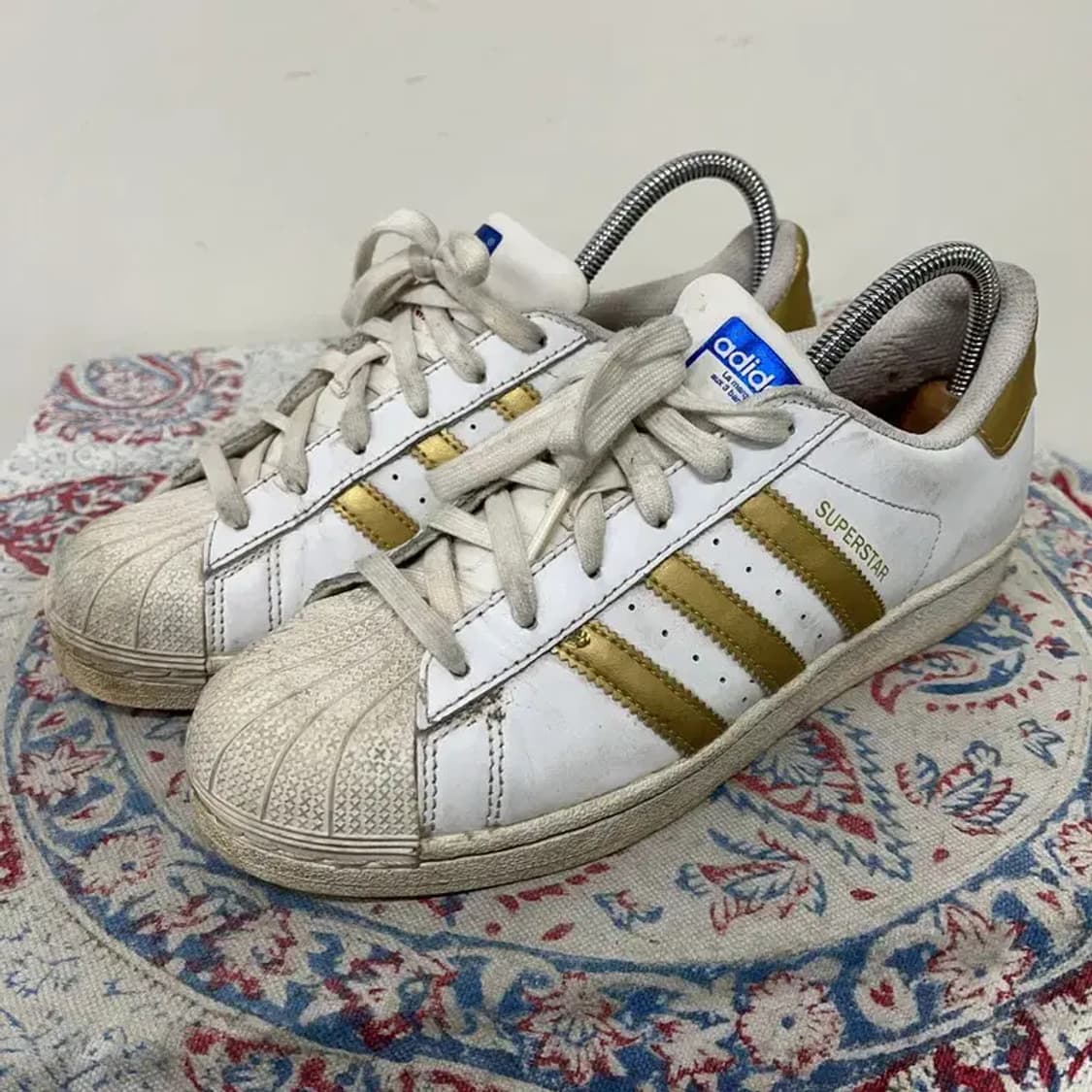 아디다스 슈퍼스타 골드 스니커즈 235 E01017 상품이미지1